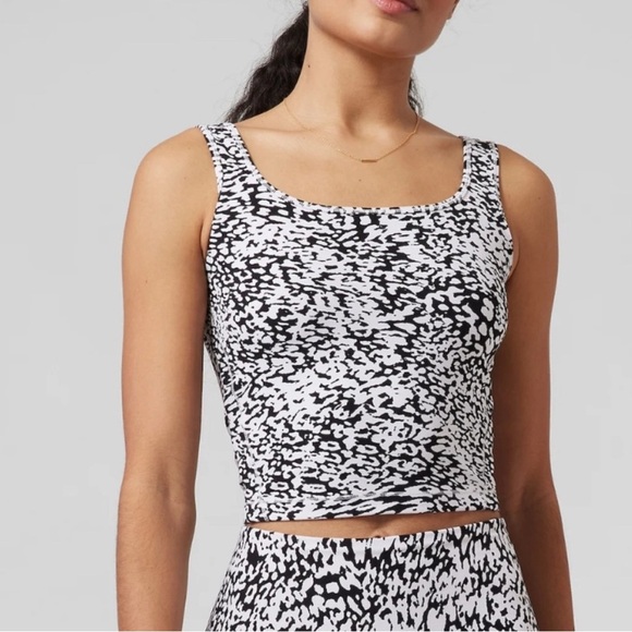 Athleta Black and White Shanti Square Neck Crop Top Workout Athletic Tank Medium - Picture 1 of 12
